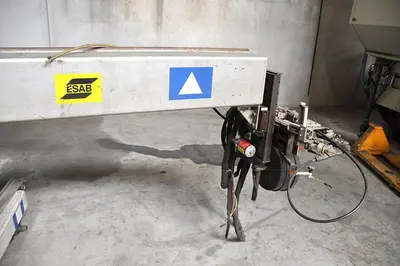 USED ESAB WELDING CRANE MKR 300