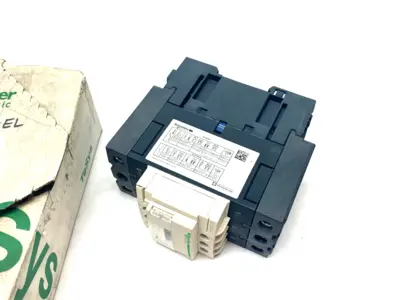 LC1D50AF7,940865 | Schneider Electric LC1D50AF7 TeSys Deca IEC Contactor, Nonreversing 3-Phase - New Other