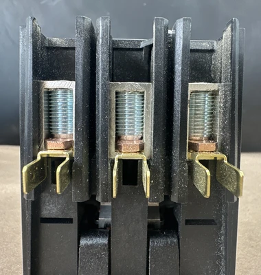 NEW Square D 8910DPA63V09Y125