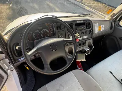 Used 2014 NATIONAL 300C Truck-Mounted Cranes Florida US | Truck and Van Outlet #1509145