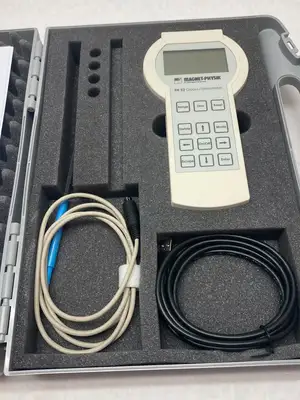 USED MAGNET-PHYSIK MAGNETIC FIELD STRENGTH METER TESLAMETER
