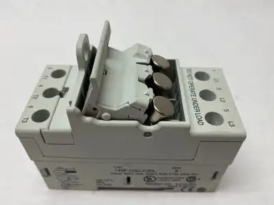 USED ALLEN-BRADLEY SER. A FUSE HOLDER 600V 30A 3-POLE