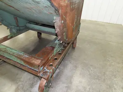 Self Dumping Hopper 1/2 Yd Capacity Heavy Duty Steel Casters 52x38x41"