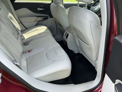 USED 2021 JEEP CHEROKEE