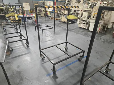 (1)Rolling Pallet Stand