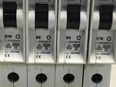 USED SIEMENS 5SX2B10 B6 C10