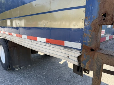 Used 2006 INTERNATIONAL 4300 SBA4X2 Box trucks Indiana US | Miedema Asset Management Group #1414584