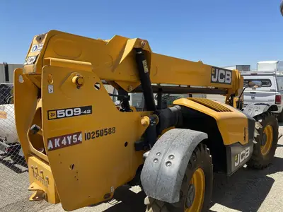 USED 2014 JCB 509-42