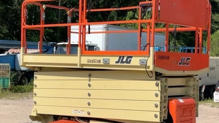 USED 2013 JLG 4069LE