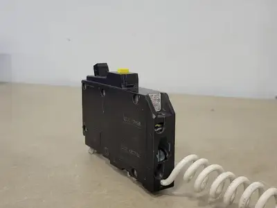 USED SQUARE D QO115