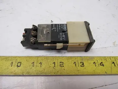 Used EAO _UNKNOWN_ Relays & Switches | Arrow Industrial #640033