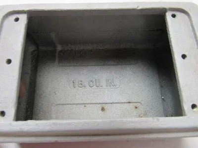 Appleton FS Unilet 1" Type C Gang Switch Box Enclosure W/Switch Cover