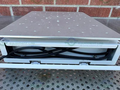 Used THERMO MAXQ 2000 BENCHTOP CO2 RESISTANT SHAKER 88881101 W/ THERMO CONTROLLER Shakers California US | Equipment Lab #1302397
