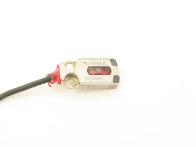 Keyence PR-FB30P3 Mini Photoelectric Sensor Flat Reflective 64" Cable  Lot of 4