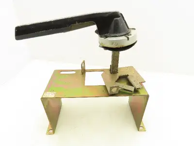Square D 5114028630 Disconnect Mechanism And Handle Type LM-1 Ser.B