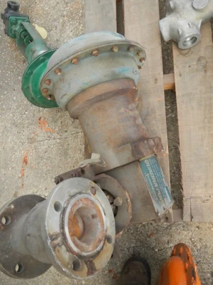 Jamesbury 3" 150 Rating, 316 Stainless Flanged Control Valve