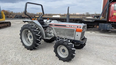 USED 1987 WHITE FB-37
