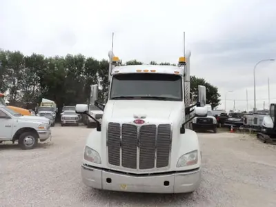 Used 2018 PETERBILT 579 Tractors & Trailers Manitoba CA | Conquest Truck & Auto Sales #1418280
