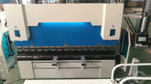 Used MAQ WE67K-200X3200 Press Brakes Florida US | Southern Fabricating Machinery Sales, Inc. #81058