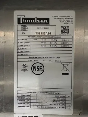 182-0086 Traulsen RE232E-ZCF02 2 Door Even-Thaw Self Contained Cooler