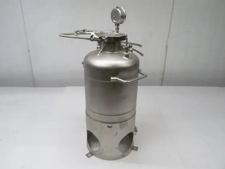 Used POPE SCIENTIFIC 3-GALLON T-316L Stainless Steel Tanks Texas US | Aucto #1453380