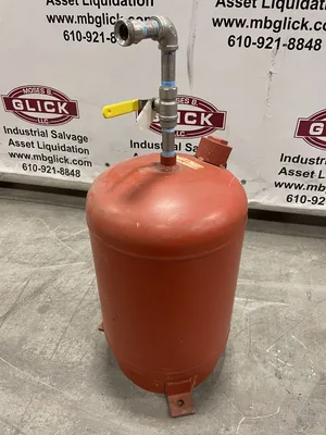 AMTROL 381404 AX15U 15 Gallon Expansion Tank 150PSI 18-250F