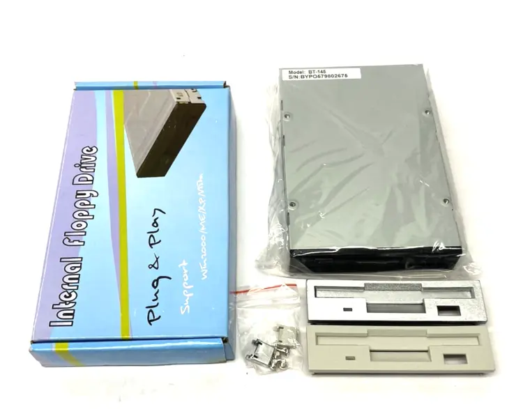 New | in-Stock TEAC BYTECC INTERNAL FLOPPY DRIVE, PLUG & PLAY, 3.5" DISK BAY 1.44MB Memory Michigan US | Maverick Industrial Sales #1090292