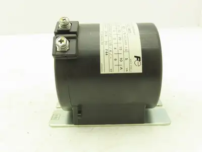 Fuji Electric CC3L1-0605 Current Transformer 60:5 Ratio 600V 60A 5VA