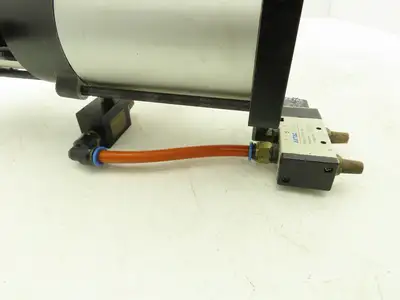 Hao Cheng Industry Pneumatic Boosting Cylinder 3500kg 100mm Bore 13mm Stroke