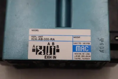 NEW MAC VALVES 82A-AB-000-RA 4/2 VALVE LESS BASE SINGLE REMOTE AIR STK H1468