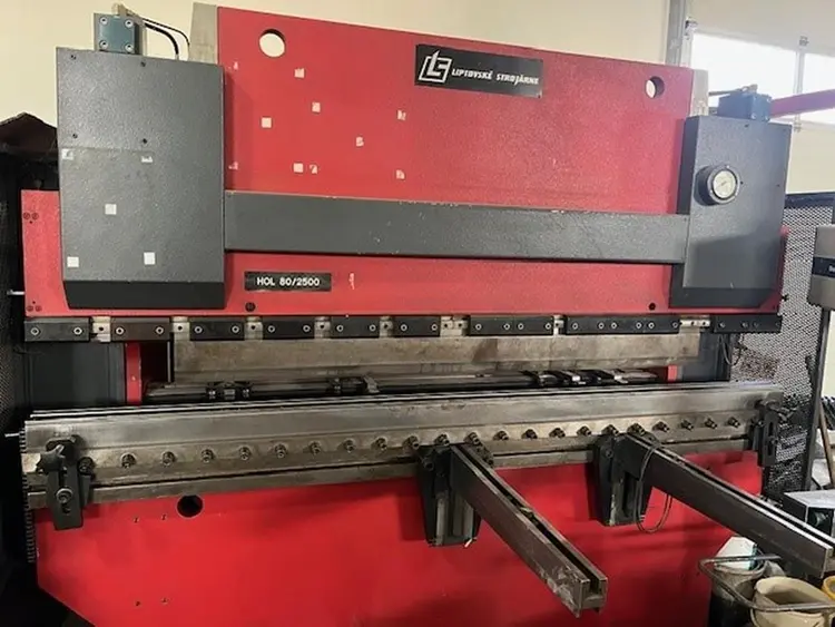 Used 1999 LIPTOVSKÉ STROJÁRNE HOL 80/2500 Press Brakes CZ | Amaron s.r.o. #1065103