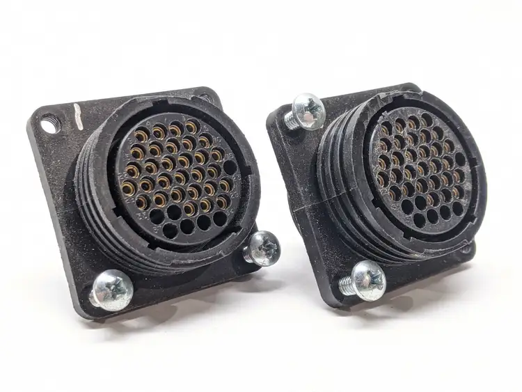 Used TE CONNECTIVITY _UNKNOWN_ Connector Accessories | Maverick Industrial Sales #1116420