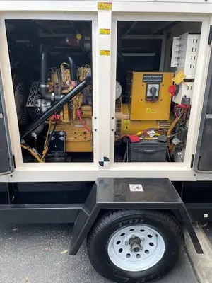 USED 2019 CATERPILLAR XQ35