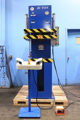 USED Pressmaster CFP20T