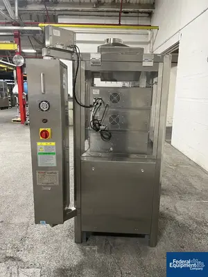 USED BICHENG Bicheng Liquid Capsule Filler, Model NJP 260