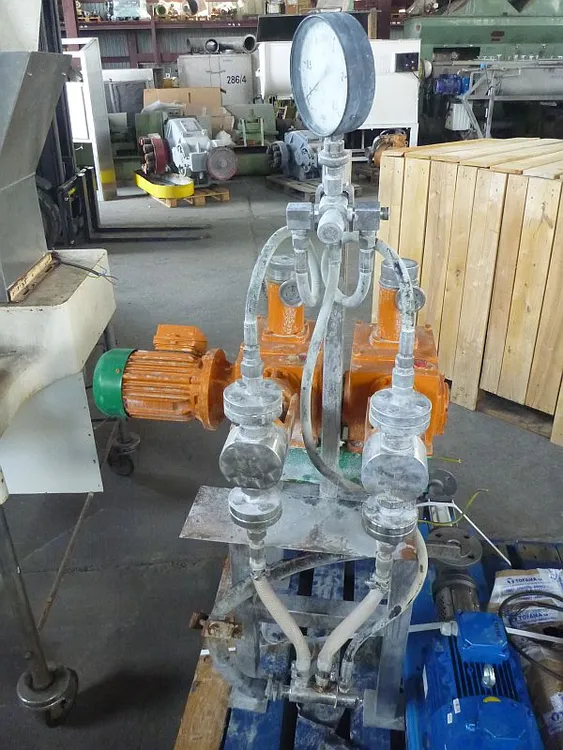 Used 2009 FAPO 2XEANK/K40-30RS Positive Displacement Pumps PL | Perry Equipment #121612