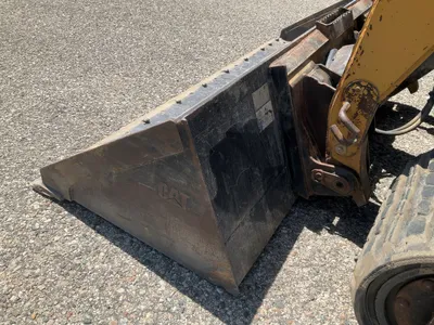 USED CATERPILLAR 287 MULTI TERRAIN LOADER