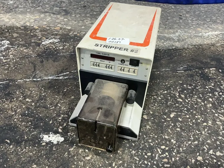 Used SCHLUENIGER 257 Wire Strippers Ohio US | HGR 24 #1335168