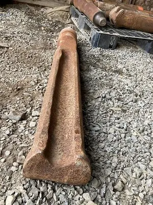 Used AFTERMARKET 5.75” X 43” CABLE TOOL DRILLING CHISEL BIT Drills Pennsylvania US | East West Machinery & Drilling #1417222