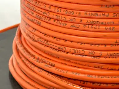 1701A | Belden  .001 (ORG) Datatwist Cat 5E 305 MTR 1000ft Spool 6LB REMAINING - New Other