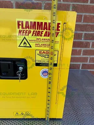 USED EAGLE 1903X 4 GALLON FLAMMABLE LIQUID STORAGE CABINET W/ SOFT CLOSE DOOR, KEY