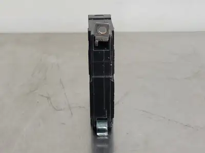 USED SQUARE D QOB120