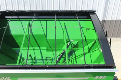 New | in-Stock 2025 E-Z TRAIL 550 Grain Carts Pennsylvania US | Zimmerman Farm Service #1409942
