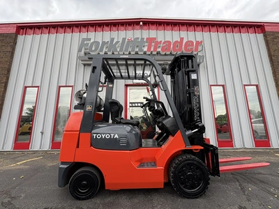 USED 2004 TOYOTA 7FGCU25