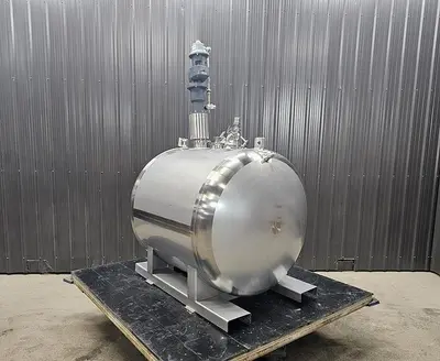 Used 250 Gallon Tank (Reactor), 316 Stainless Steel, With Air Mixer