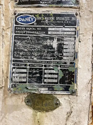 1979 DANLY SE4-400-108x72B Straight Side Mechanical Stamping Presses | Rygate LLC (7)