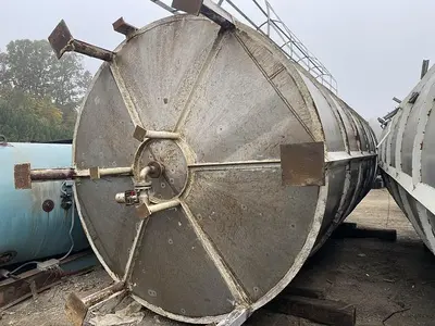 Used USED 10,000 GALLON STAINLESS STEEL VERTICAL TANK _UNKNOWN_ Vertical Single Wall Tanks North Carolina US | DH Griffin Used Equipment #1383731