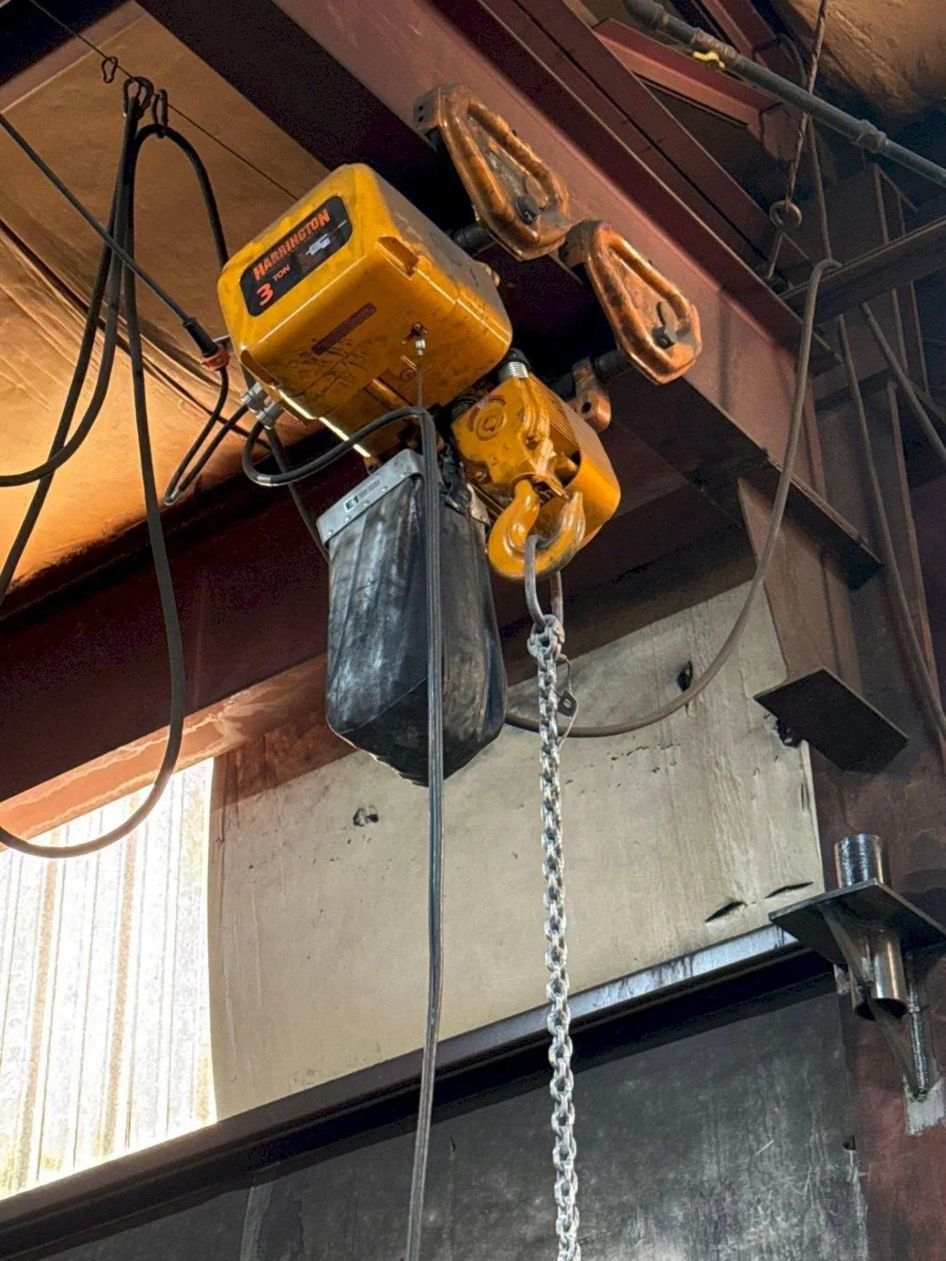 3 TON HARRINGTON ELECTRIC CHAIN HOIST: YOBRO  #23290