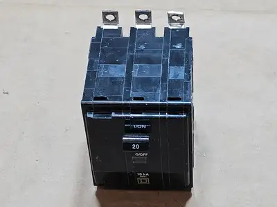 Used SQUARE D QOB320 Switchgears British Columbia CA | Lenmark #1438505