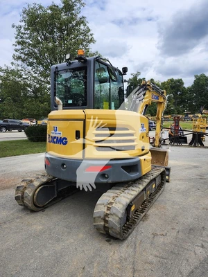 USED 2022 XCMG XE55U